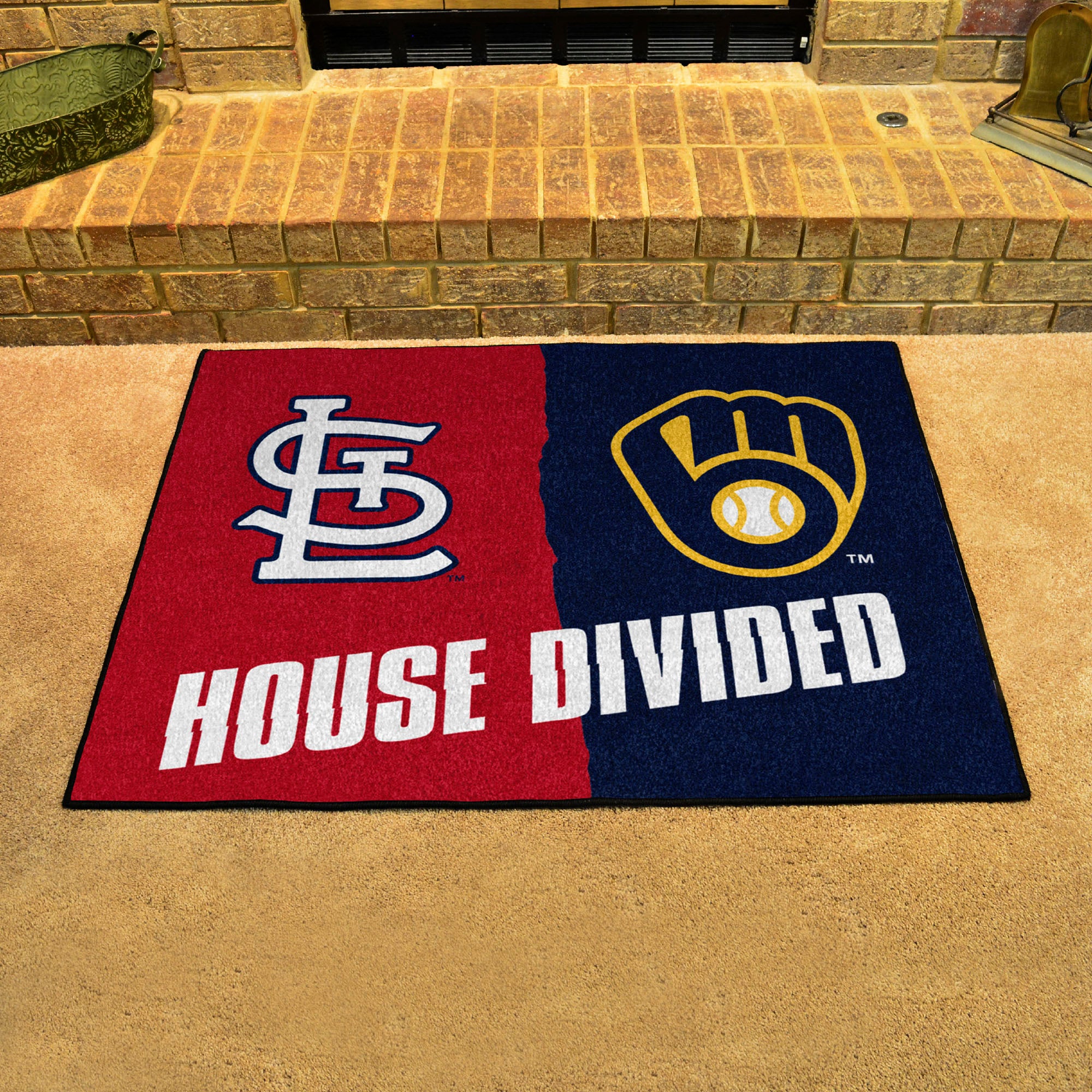 FANMATS, MLB House Divided - Cardinals / Brewers House Divided Rug