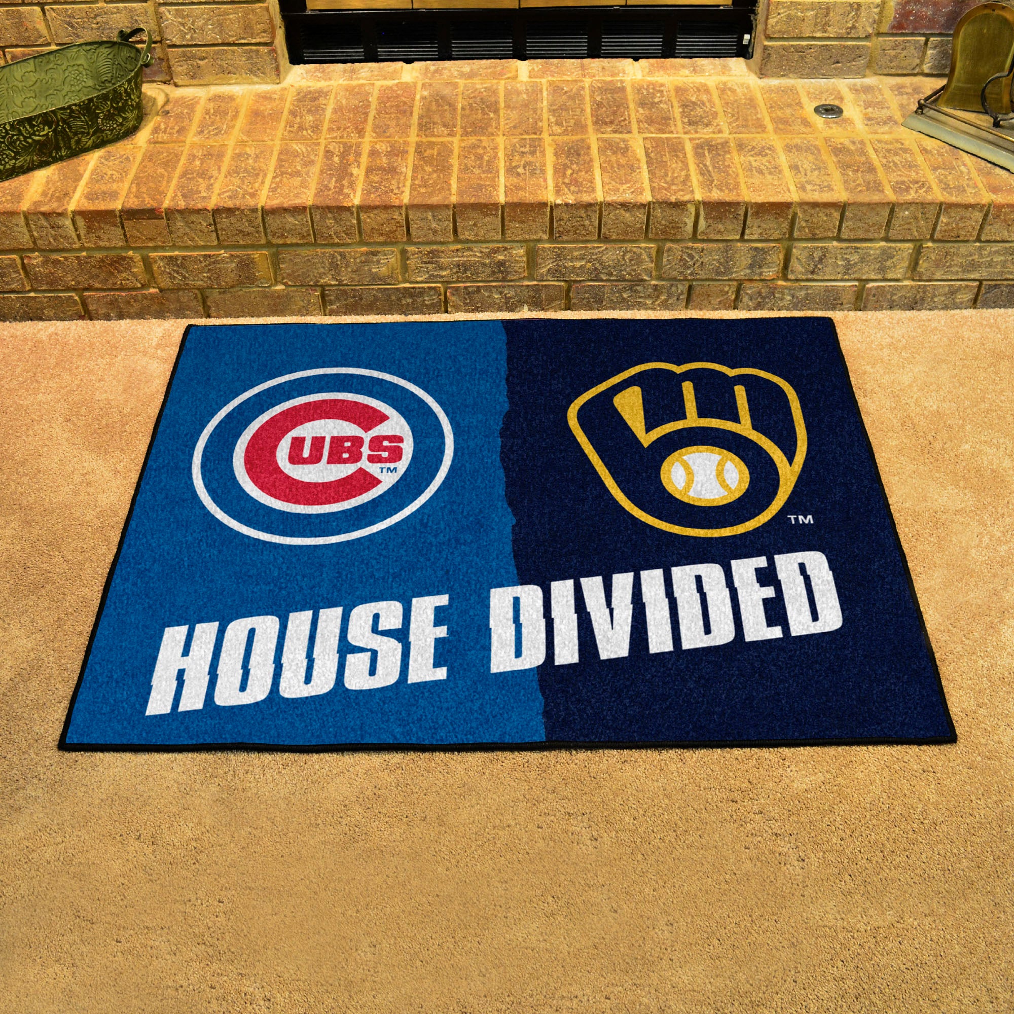 FANMATS, MLB House Divided - Cubs / Brewers House Divided Rug
