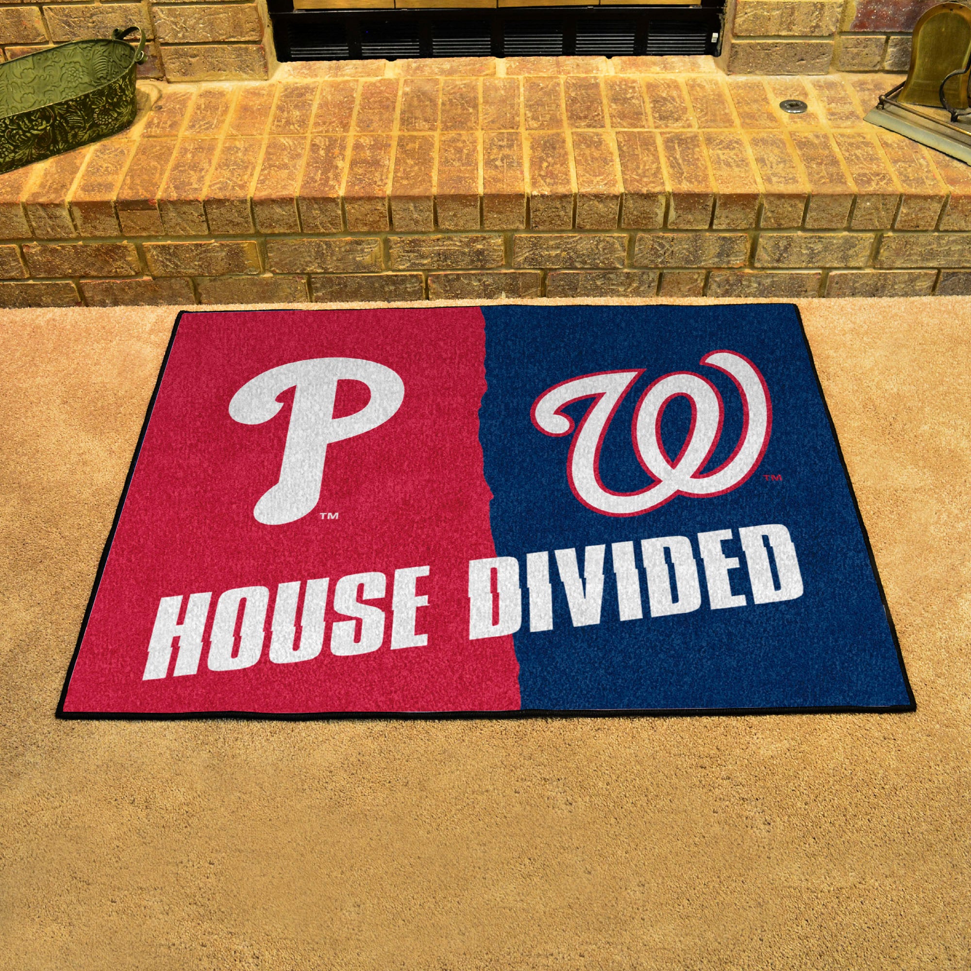 FANMATS, MLB House Divided - Phillies / Nationals House Divided Rug