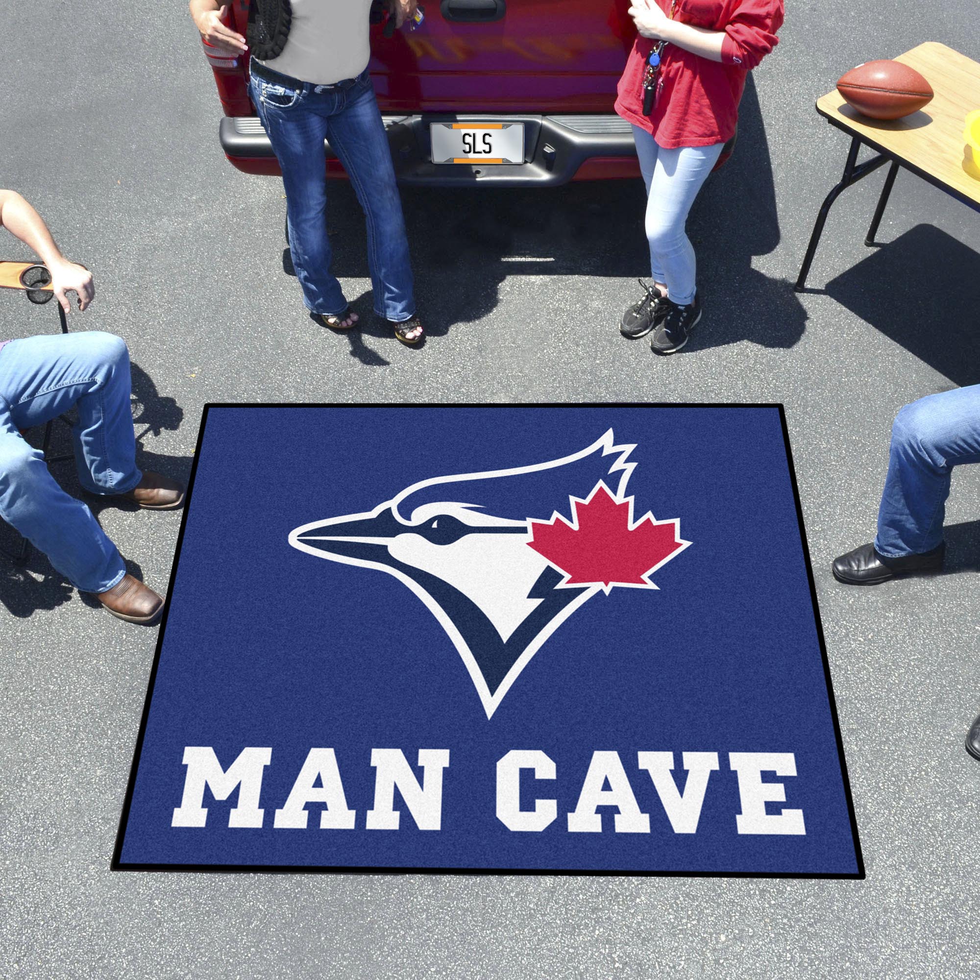 FANMATS, MLB - Toronto Blue Jays Man Cave Rug - 5ft. x 6ft.